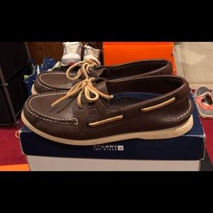 Sperry top siders